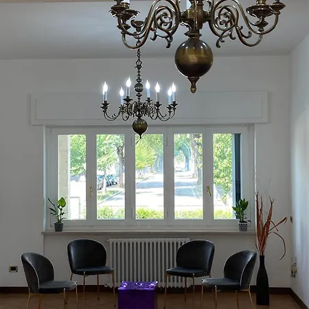 Konukevi La Regal *